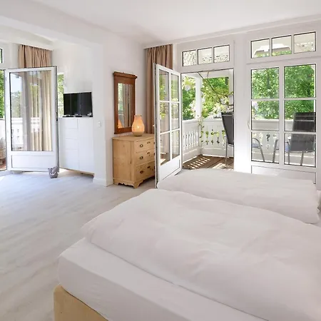 Hotel Villa Granitz-3